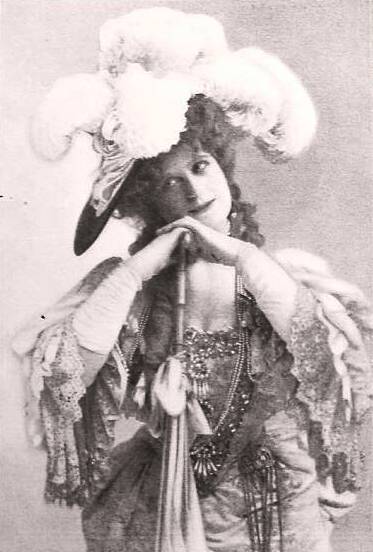 Henrietta Crosman (The Royal Family of Broadway)